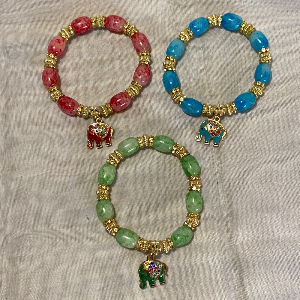 BEAUTIFUL HANDMADE RHINESTONE ELEPHANT CHARM BRACELET NEW
